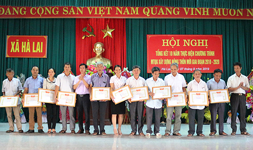https://hatrung.thanhhoa.gov.vn/portal/Photos/2019-08/18758185f8a5a3dd11.jpg